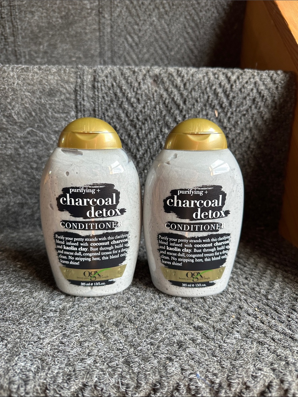 OGX Purifying Charcoal Detox Hair Conditioner